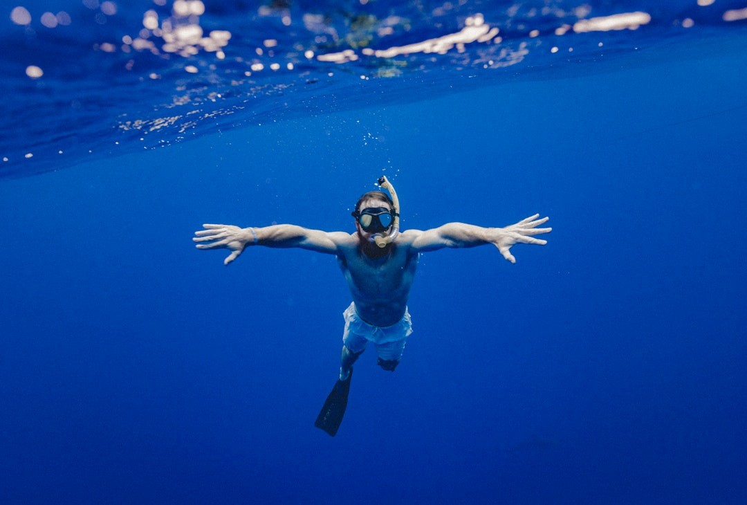 How To Snorkel Safely: A Beginner's Guide